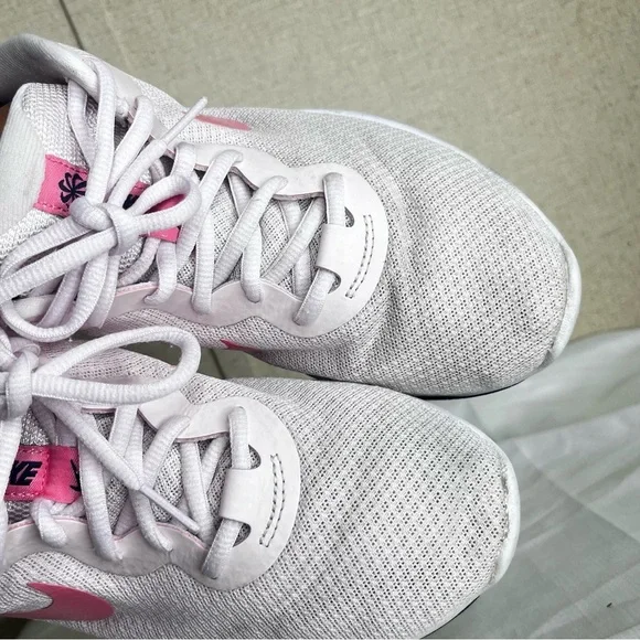 Nike Women's Light Pink Athletic Shoes - Picture 5 of 10
